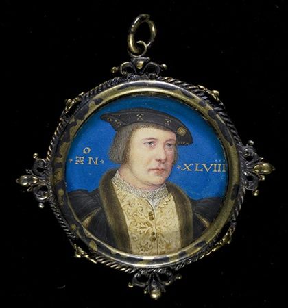 The de Wet Miniature Portrait – Portrait miniature of a Gentleman, attributed to Lucas Hornebolte, c.1525. Watercolour and bodycolour on vellum. 4 cm diameter. The Victoria and Albert Museum in London. (http://collections.vam.ac.uk/item/O1267671/portrait-miniature-of-a-gentleman-miniature-horenbout-lucas/)